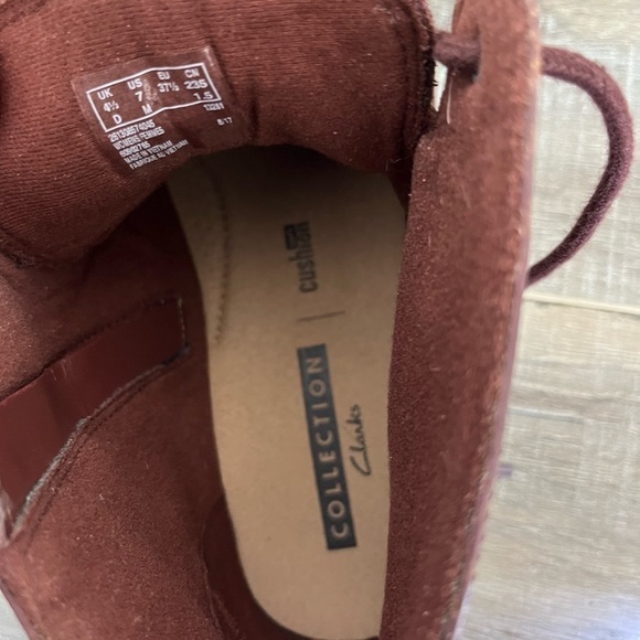 CLARKS Tamitha Key Mahogany Laced Ankle Boot Side Zipper Women’s Size 7 - Picture 15 of 16